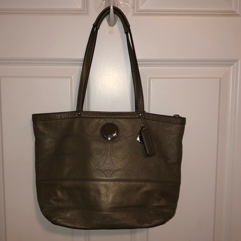 Coach Signature Shoulder Bag